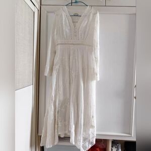 Elegant White Maxi Dress